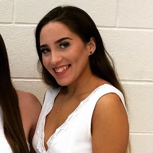 Meet your Posher, Isabelle